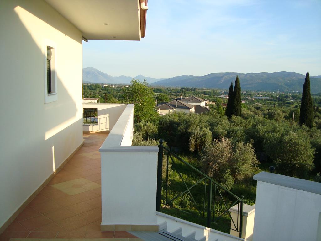 Appartamento Kourtis Paramythia Esterno foto
